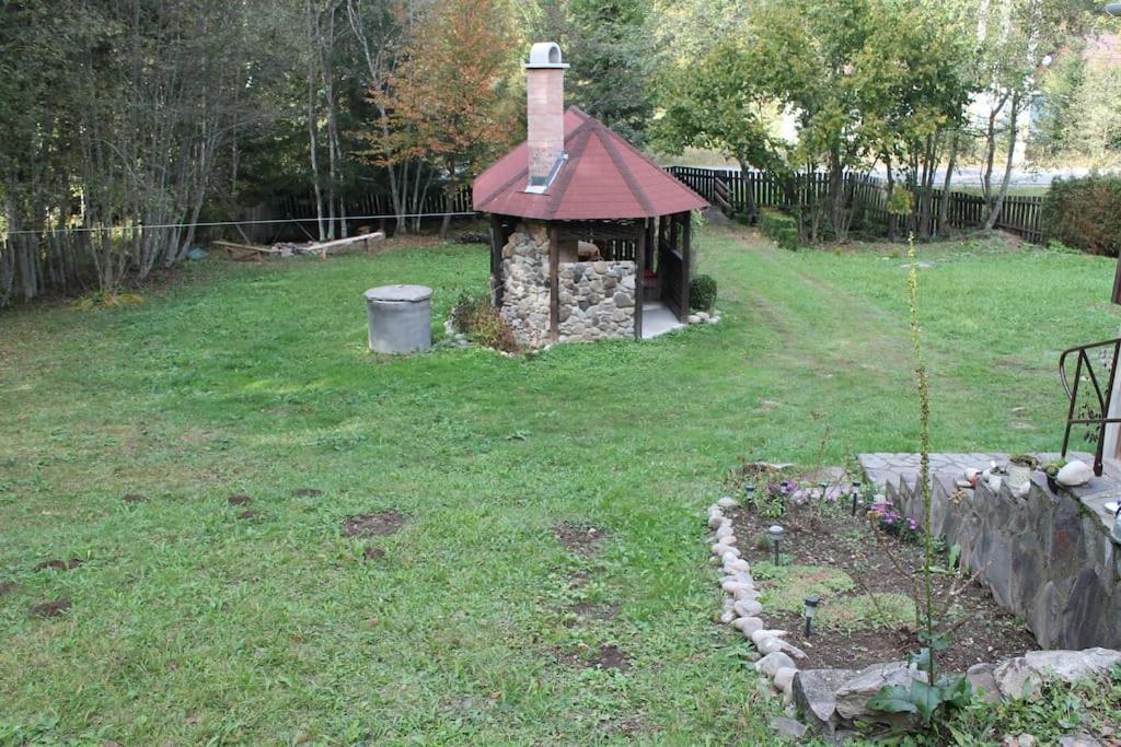 Patakvoelgye Vendeghaz Villa Izvoare  Exteriör bild