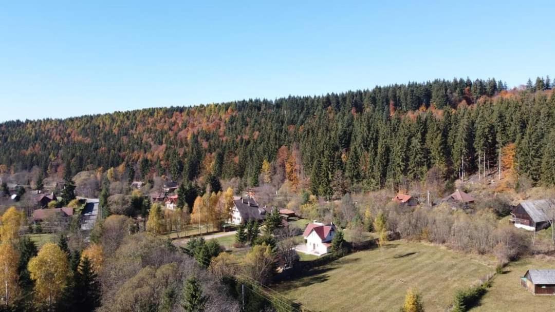 Patakvoelgye Vendeghaz Villa Izvoare  Exteriör bild