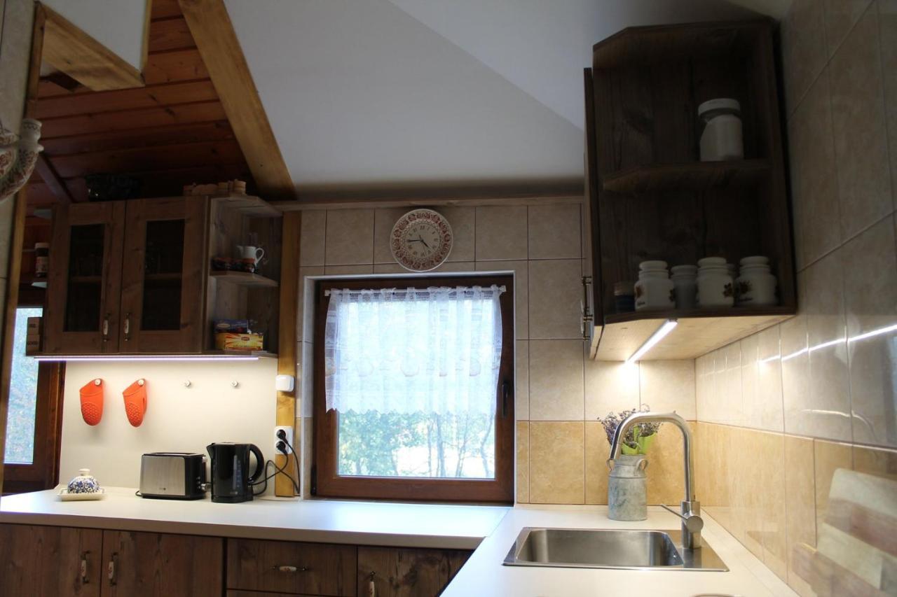 Patakvoelgye Vendeghaz Villa Izvoare  Exteriör bild