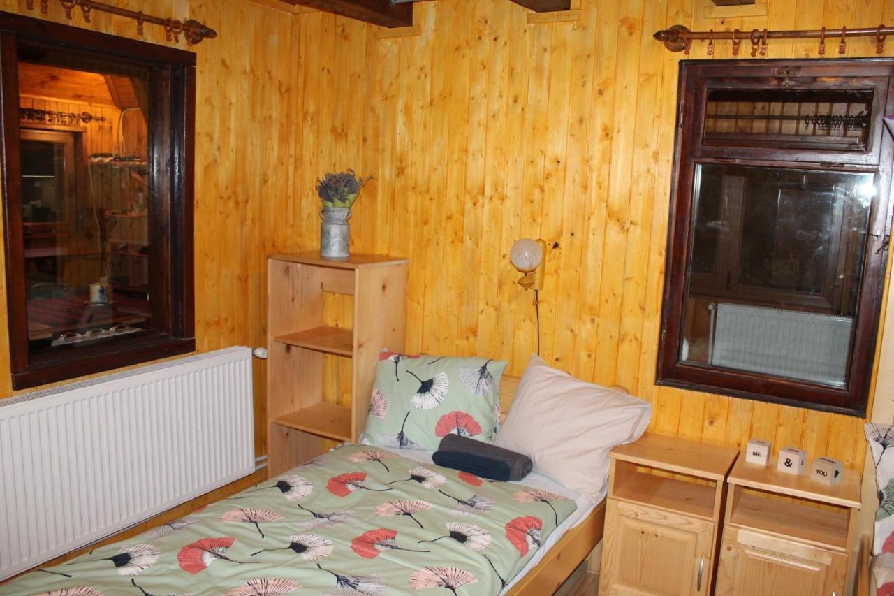 Patakvoelgye Vendeghaz Villa Izvoare  Exteriör bild